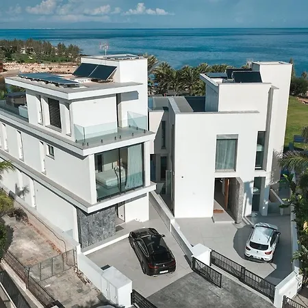 Mythical Zeus And Venus