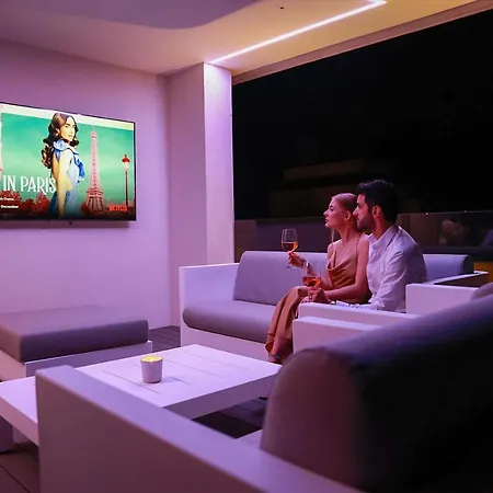 Mythical Zeus And Venus Villa *