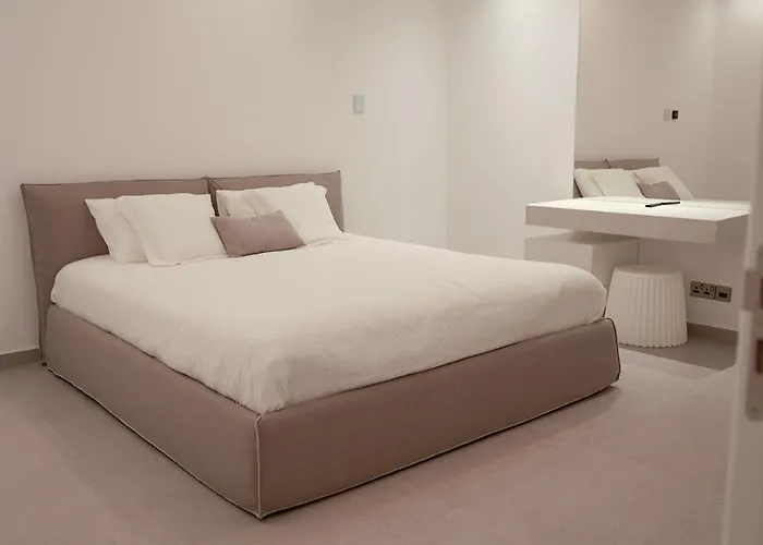 Mythical Zeus And Venus * Protaras