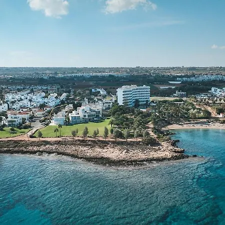 Mythical Zeus And Venus Willa Protaras