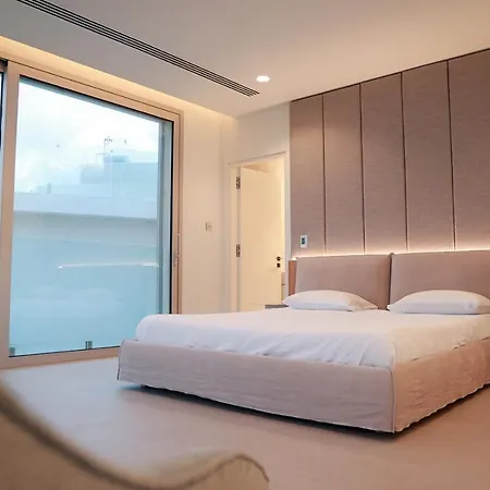 Mythical Zeus And Venus