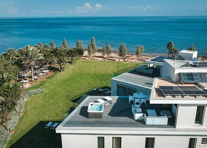 Mythical Zeus And Venus *