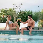 Villa Mythical Zeus And Venus *